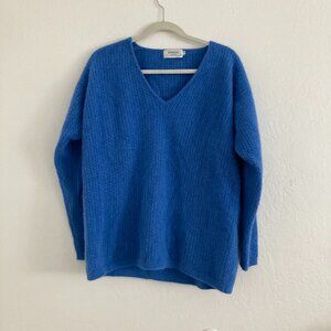 Vintage Johnstons Lamora Lambswool Angora Blue Sweater V Neck Cable Knit Medium